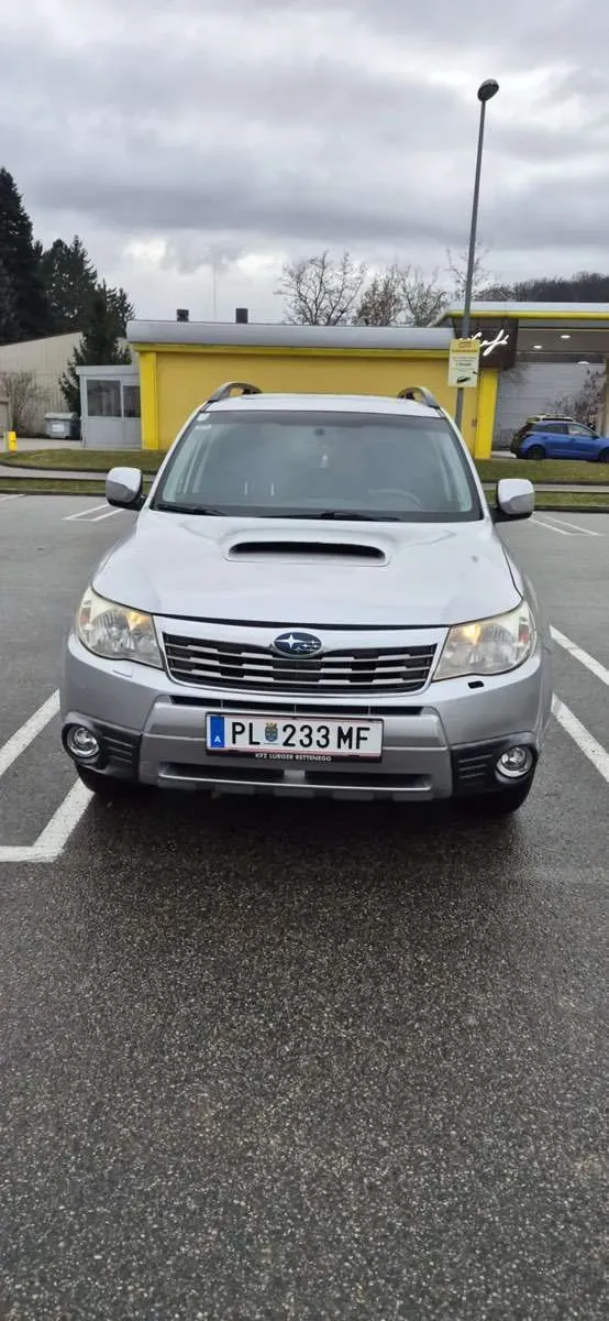 Subaru Forester 2009 photo 2