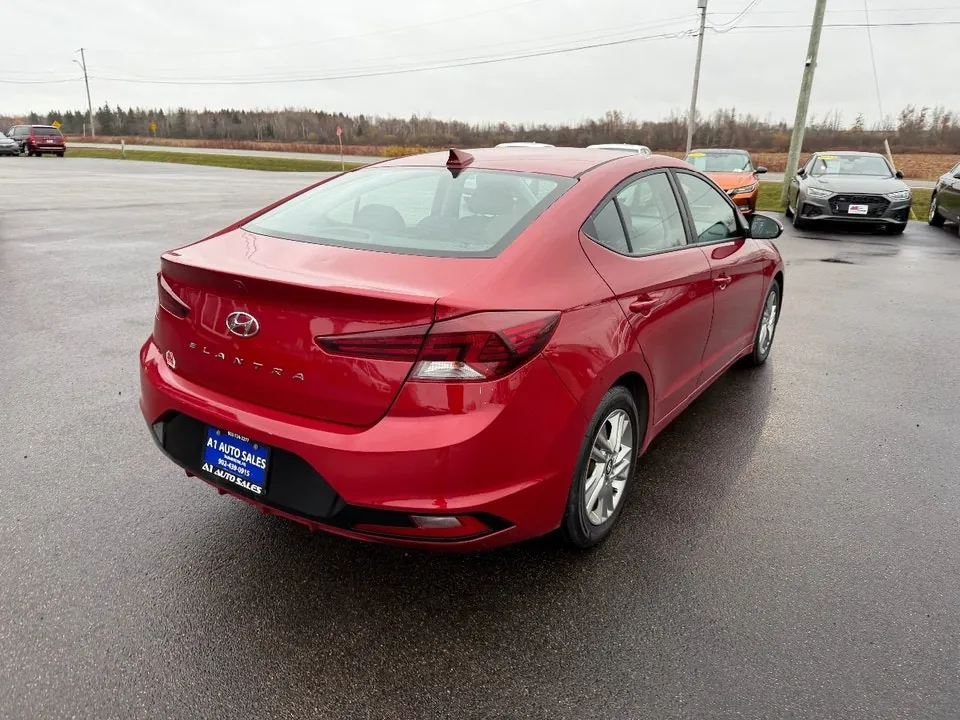 Hyundai Elantra 2020 photo 3