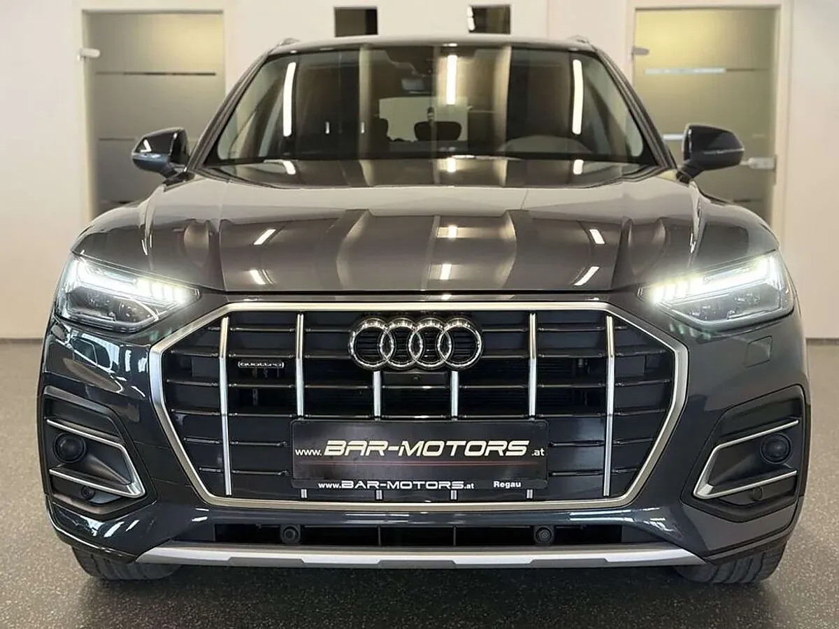 Audi Q5 2025 photo 2