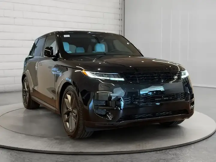 Land Rover Range Rover Sport 2026 photo 3