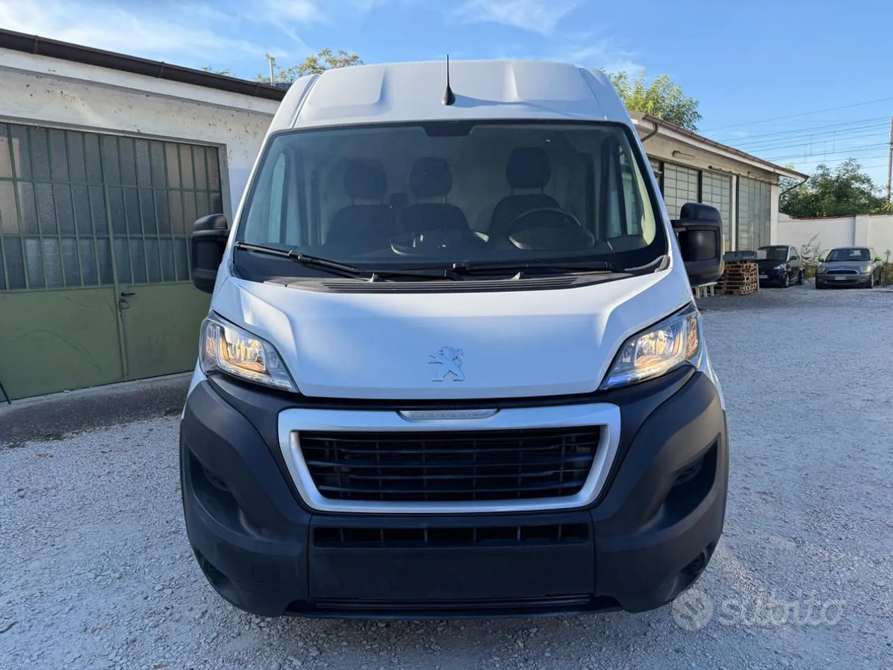 Peugeot Boxer 2024 photo 2
