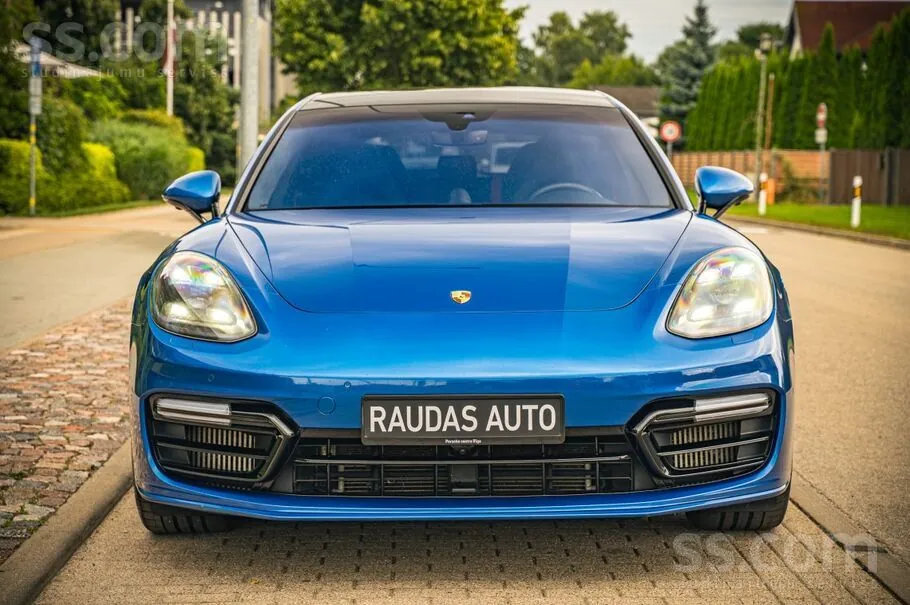 Porsche Panamera 2019 photo 2