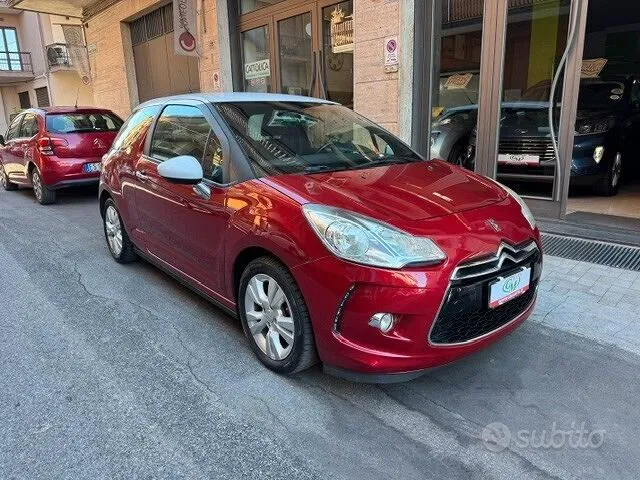 DS Automobiles Ds 3 2011 photo 2