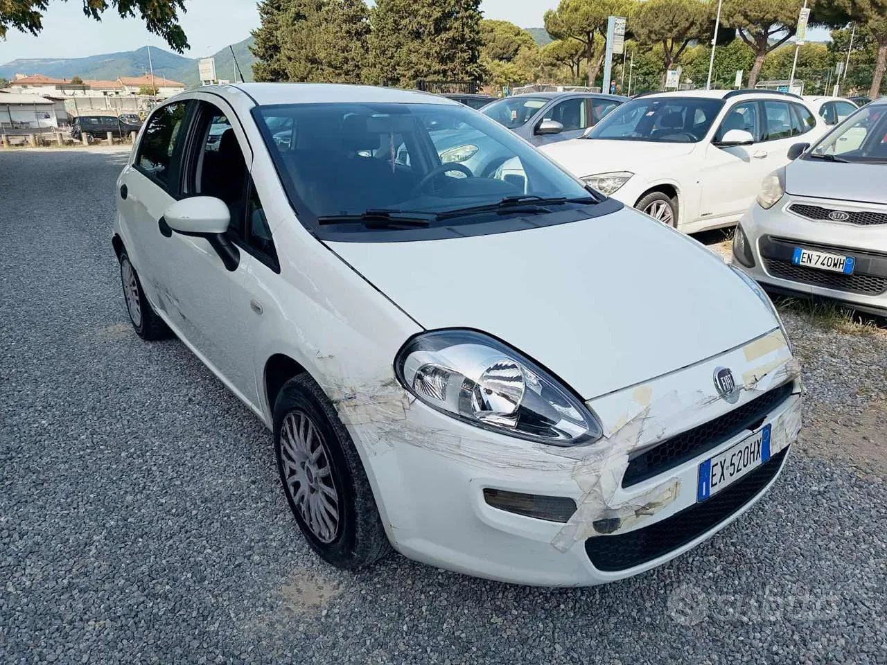 Fiat Punto 2015 photo 2