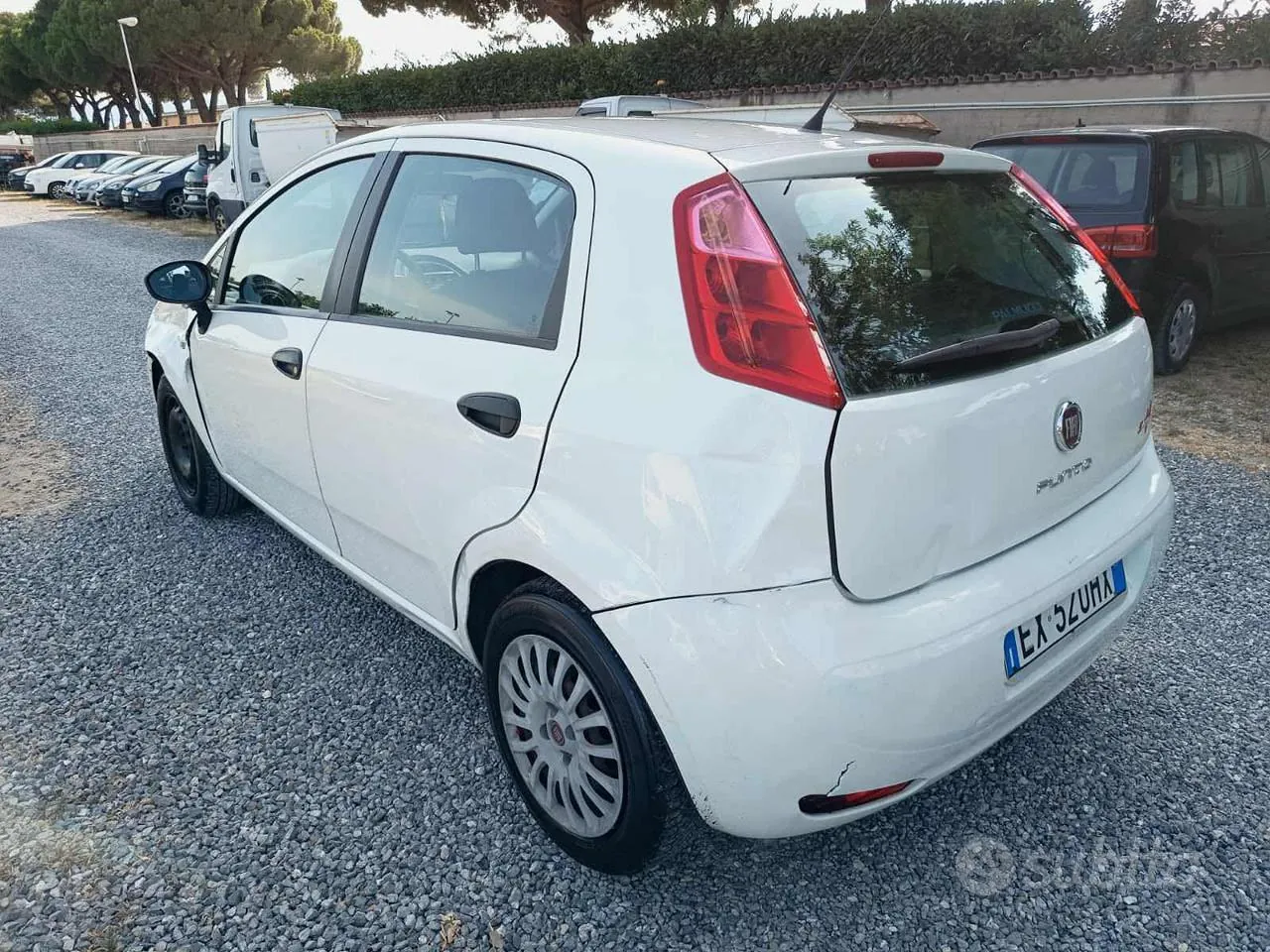 Fiat Punto 2015 photo 5