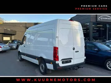 Mercedes-Benz Sprinter 2023 photo 2