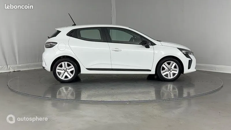 Renault Clio 2024 photo 4