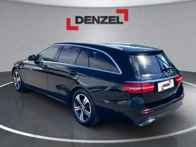 Mercedes-Benz E-Class 2020 photo 3