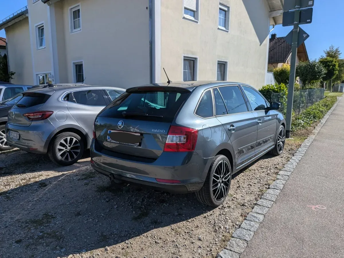 Skoda Rapid 2016 photo 2