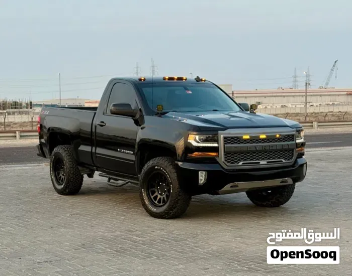 Chevrolet Silverado 2018 photo 3