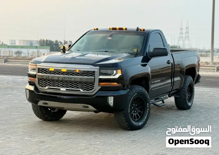 Chevrolet Silverado 2018 photo 2