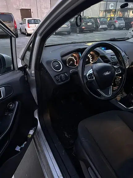 Ford Fiesta 2014 photo 5