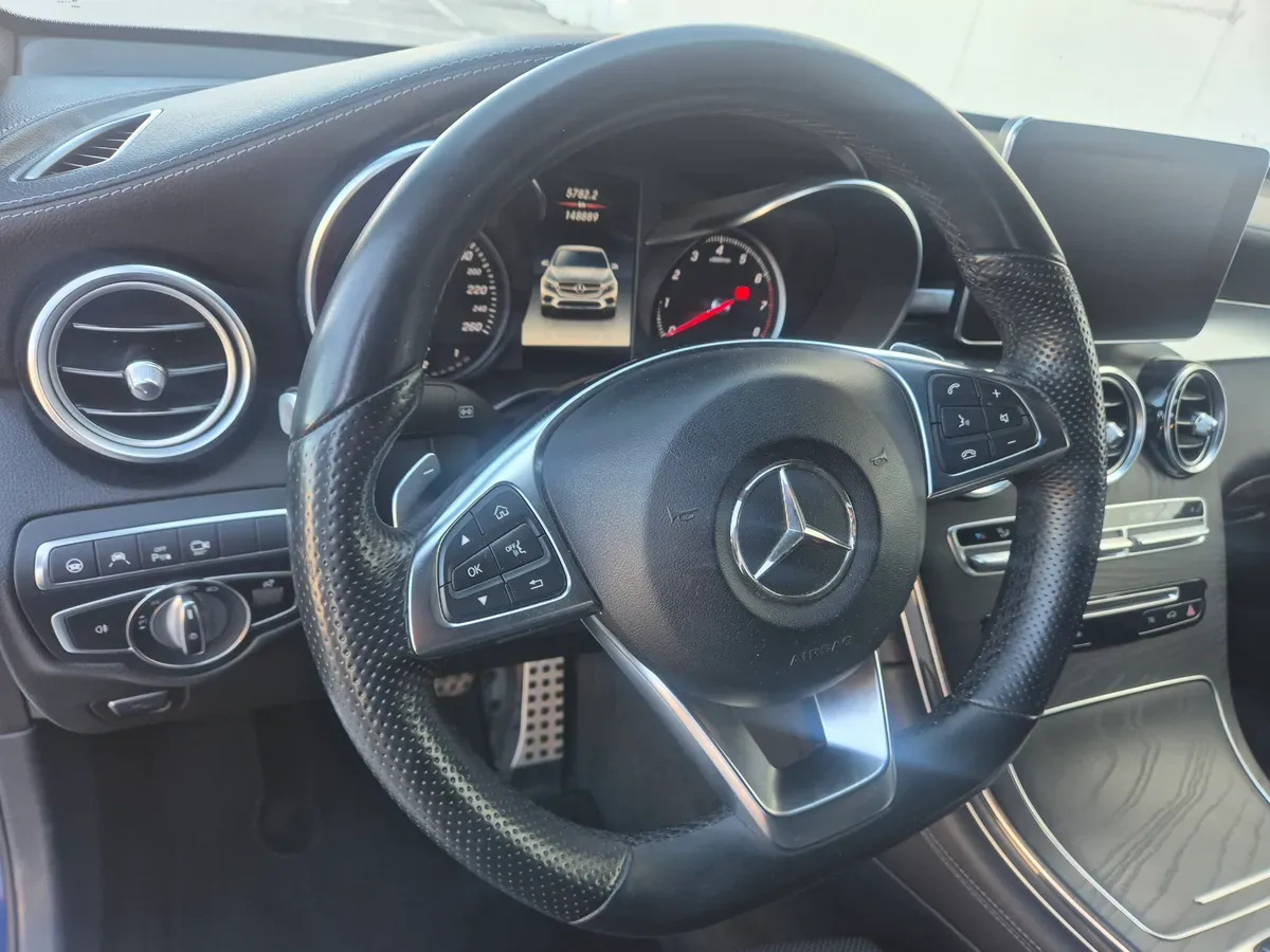 Mercedes-Benz Glc 2018 photo 3