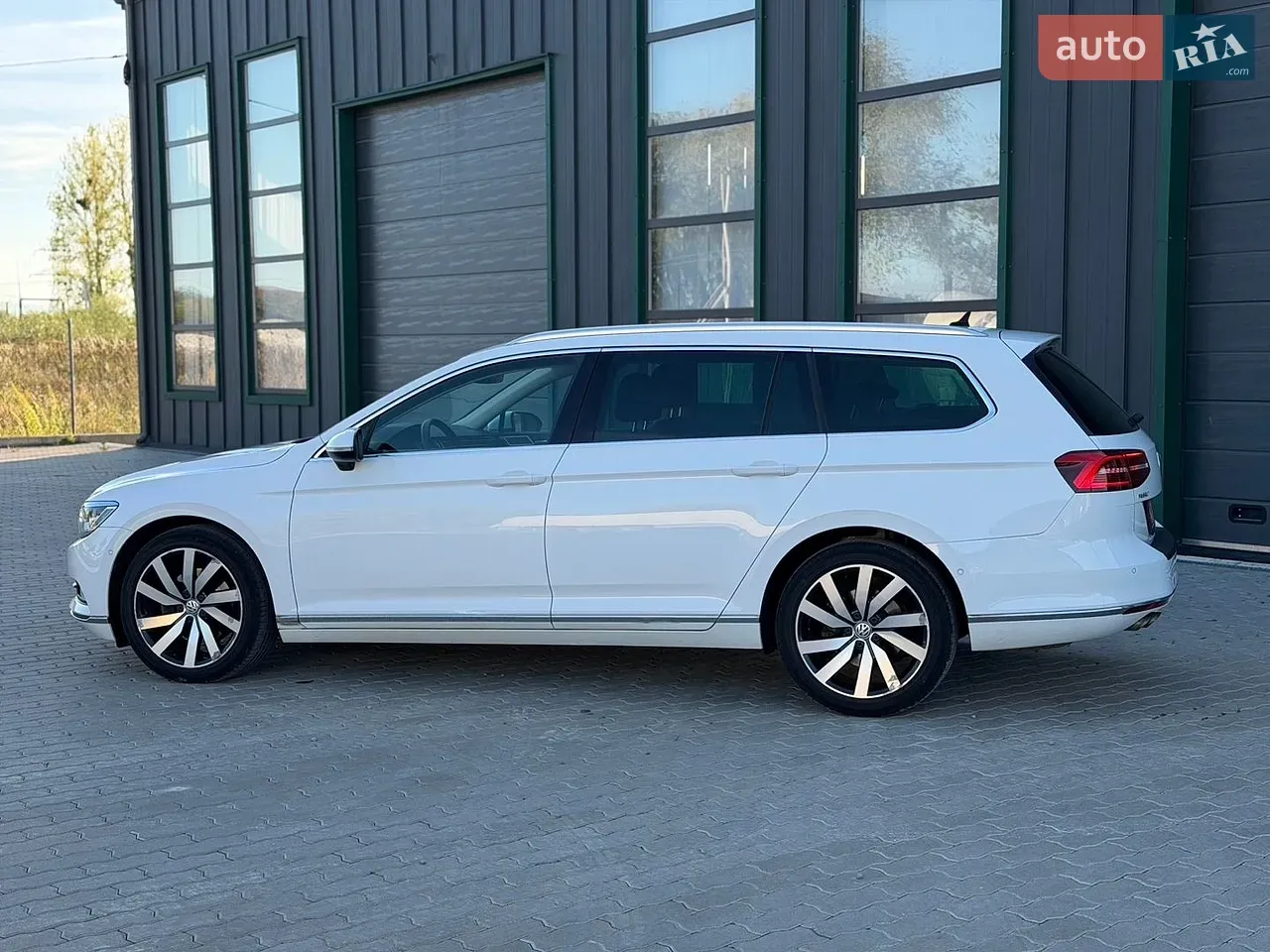 Volkswagen Passat 2016 photo 4