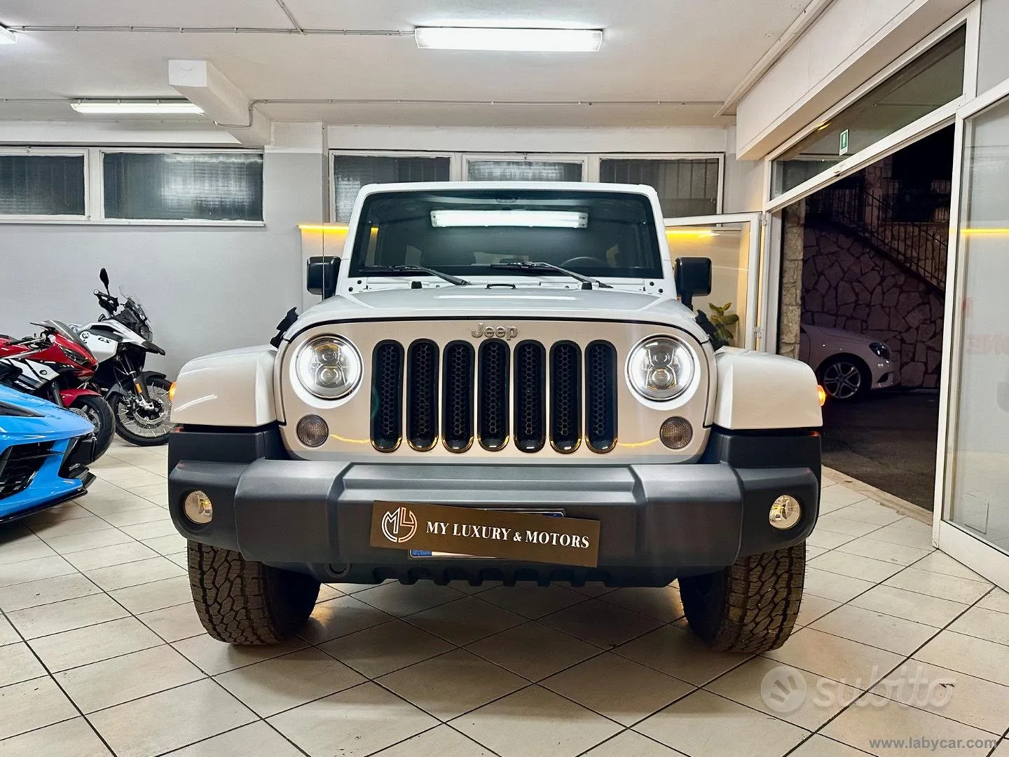 Jeep Wrangler Unlimited 2016 photo 2