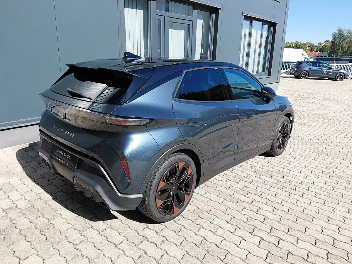 Cupra Raval 2026 photo 3