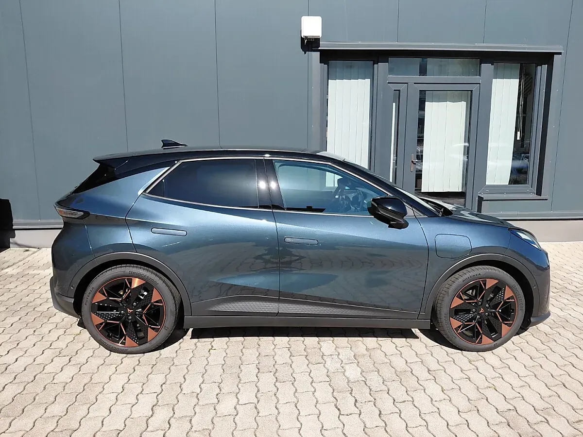Cupra Raval 2026 photo 2