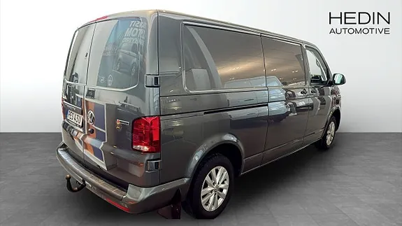 Volkswagen Transporter 2021 photo 2
