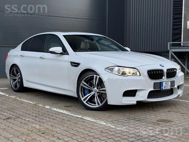BMW M5 2016 photo 3