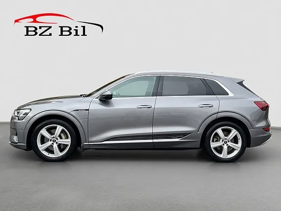 Audi E-Tron 2022 photo 2