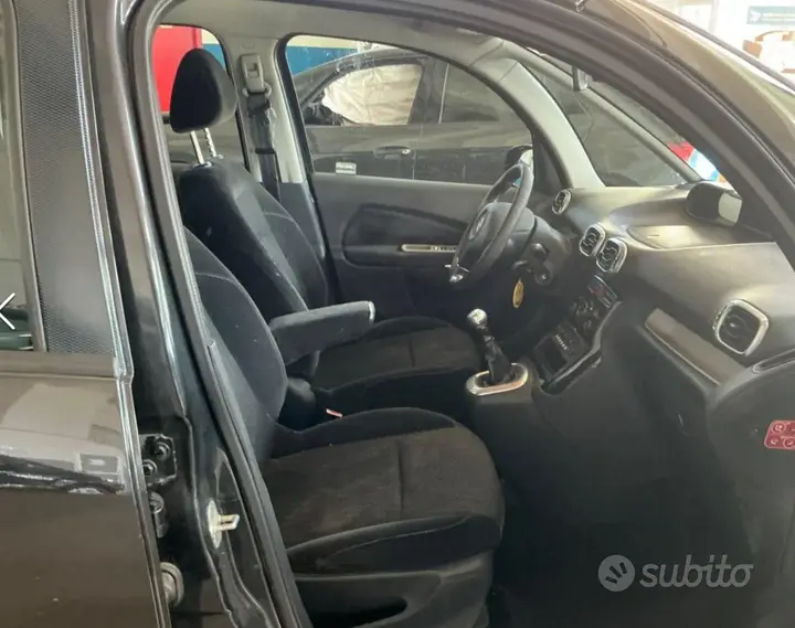 Citroen C3 Picasso 2009 photo 3