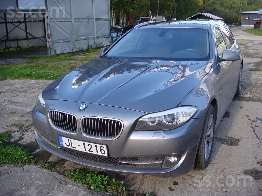 BMW 525 2011 photo 2