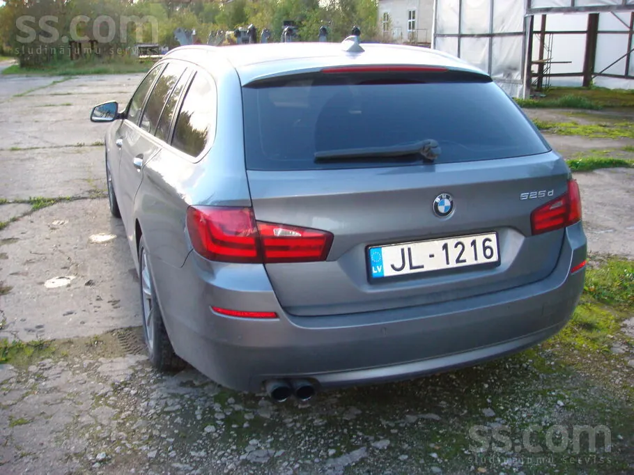 BMW 525