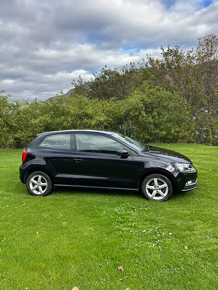 Volkswagen Polo 2015 photo 2