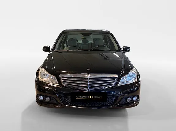 Mercedes-Benz 180 2012 photo 2