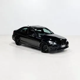Mercedes-Benz C 350 2014 photo 2