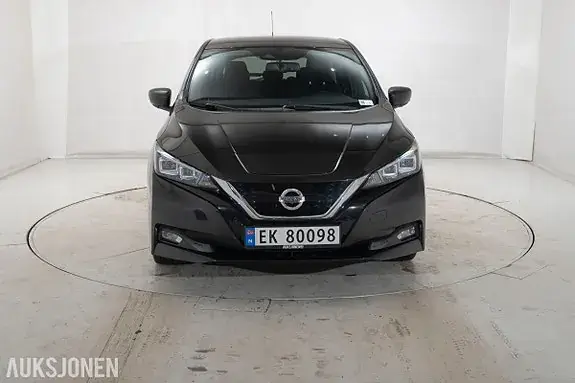 Nissan Leaf 2018 photo 2