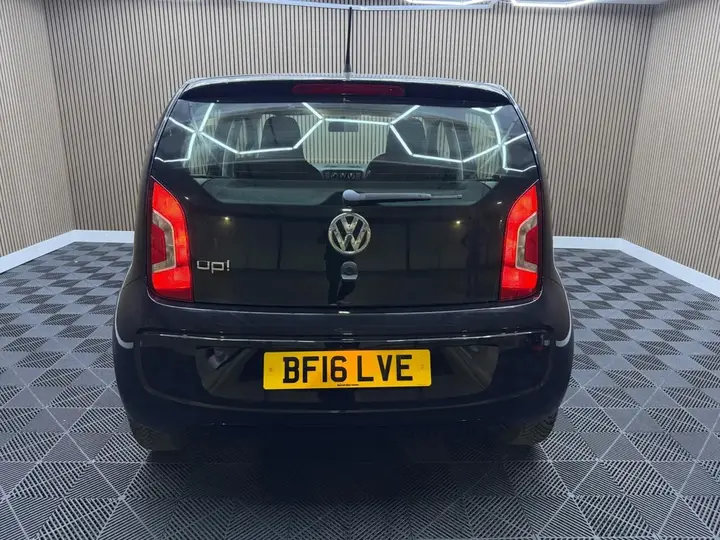 Volkswagen Up 2016 photo 5