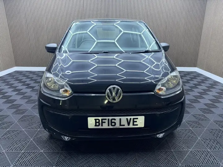Volkswagen Up 2016 photo 2