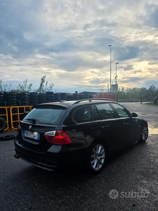BMW 320D 2007 photo 2