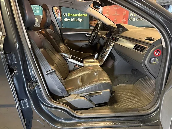 Volvo V70 2012 photo 5