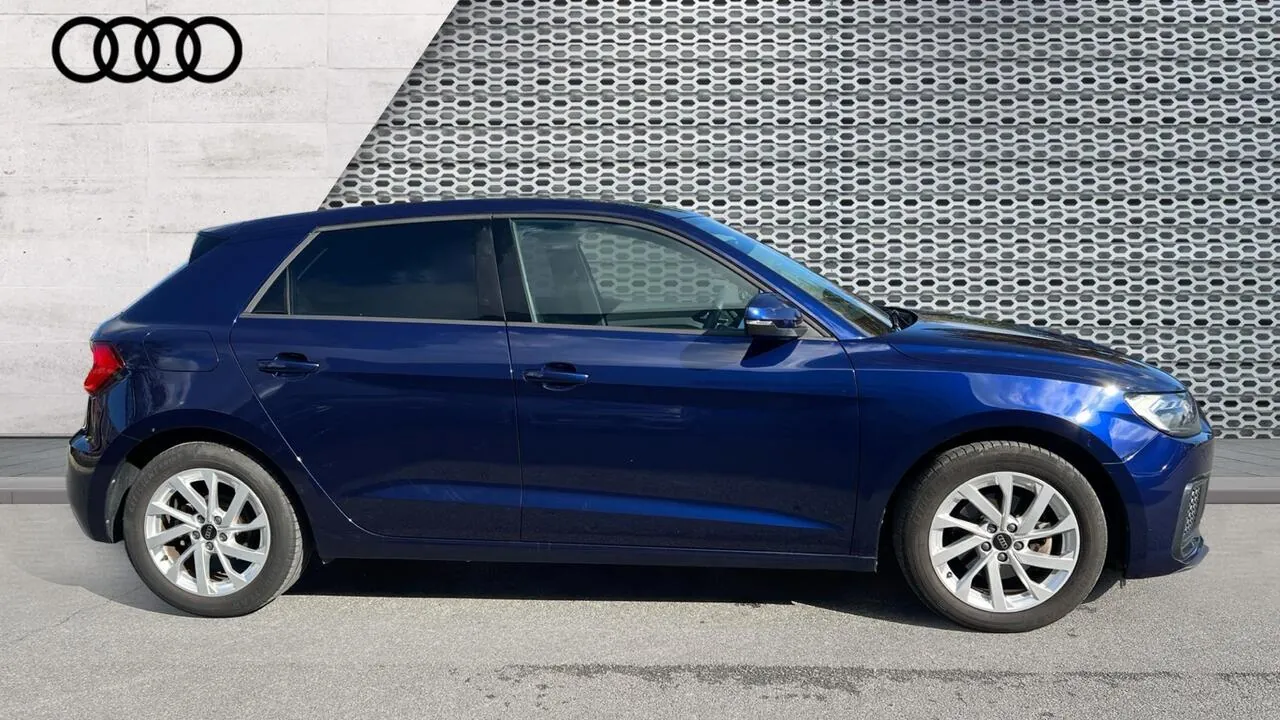 Audi A1 2024 photo 4