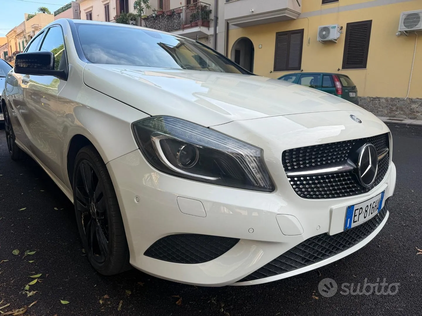 Mercedes-Benz A-Class 2013 photo 2