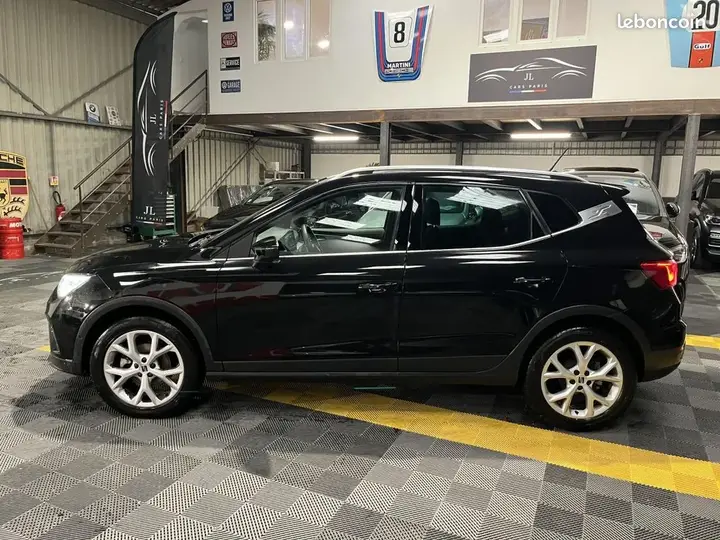 Seat Arona 2023 photo 3