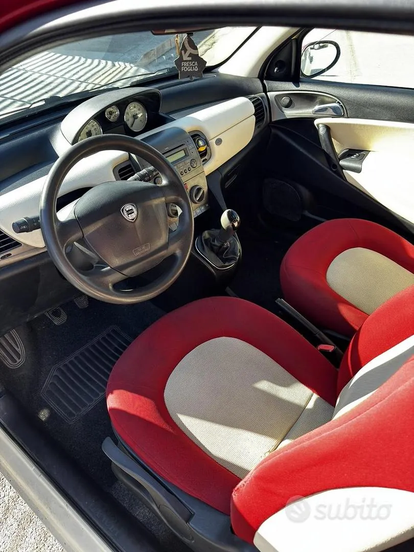 Lancia Ypsilon 2005 photo 3