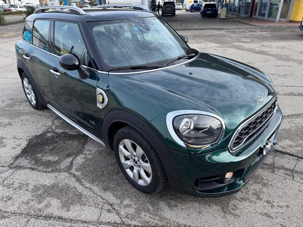 Mini Countryman 2018 photo 2