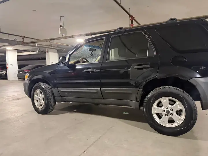Ford Escape 2006 photo 3