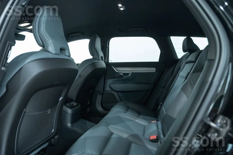 Volvo V90 2021 photo 5