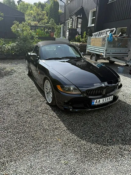 BMW Z4 2004 photo 2