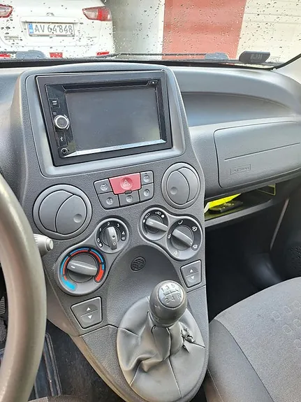 Fiat Panda 2012 photo 2