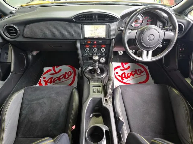 Toyota 86 2015 photo 2