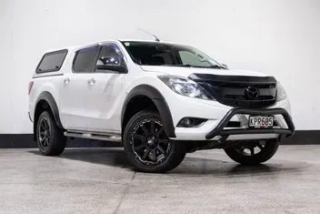Mazda Bt-50 2017 photo 2