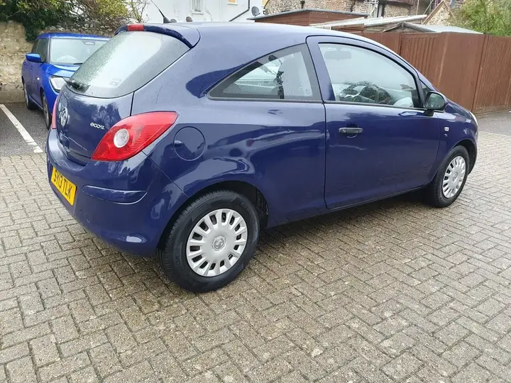 Vauxhall Corsa 2013 photo 4