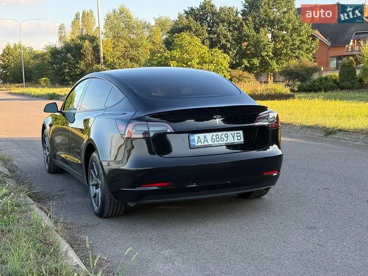 Tesla Model 3 2023 photo 5