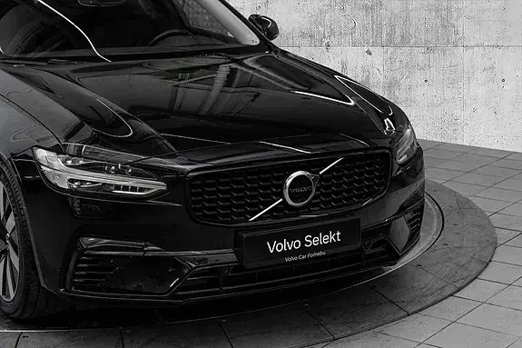 Volvo V90 2025 photo 3