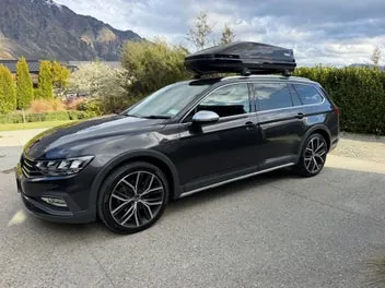 Volkswagen Passat 2023 photo 2
